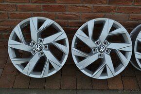 5x112 R18 Hlinikove disky Original VW Tiguan Allspace - 5