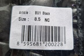 Brankárske rukavice BU1 All Black NC 8.5 + sampon 250 ml - 5