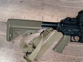 M4/AR15 SpecnaArms SA-A28 celokov + kolimator - 5