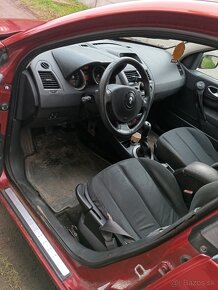 Renault Megane 1.6 - 5