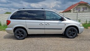 Chrysler Voyager 2.8 CRD automat, 7 miestny, SK auto - 5