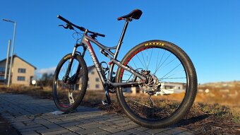 SPECIALIZED EPIC COMP vel: L - 5