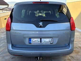 PEUGEOT 5008 2.0 HDI PlayStation 7miestne kúpené SR TOP - 5