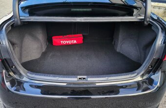 Toyota Avensis Executive 2.0i Automat - 5