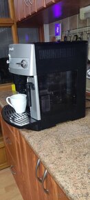 Predám kávovar DeLonghi magnifica ESAM320s - 5