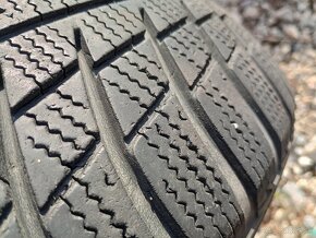 Predam 4ks pneu  205/55/r16   zimne  91H  Bridgestone - 5