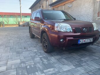 NISSAN- XTRAIL 4X4-2,2 diesel (100kw) Rok.2004 - 5