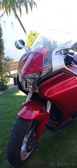 Honda VFR 1200f - 5