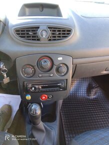 Renault Clio - 5