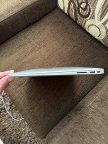 MacBook Air 13-inch - 5