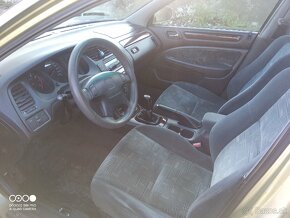 Honda Accord 1.8 V-Tech - 5