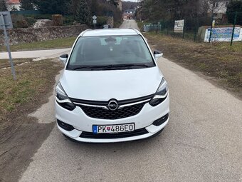 Opel Zafira 1,4 Turbo benzin automat 7miest. Prvý majiteľ - 5