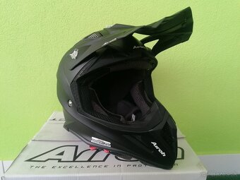 Nová MX prilba Airoh Aviator 2.2 - 5