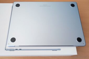 Apple MacBook Air M4 - 5