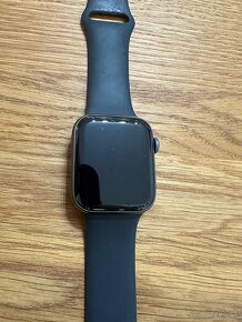 Apple Watch 5 (44mm) - 5
