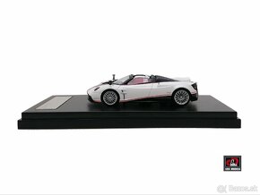 1:64 Pagani Huayra Roadster - 5