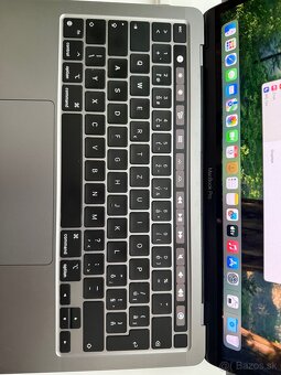 MacBook Pro 13" M2, 2022 Touchbar 256gb Space Gray - 5