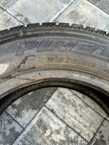 Predam zimne  215/65 R16 pneumatiky - 5