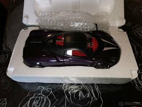 Predám Voiture  Pagani Huayra BC 1:18 - 5