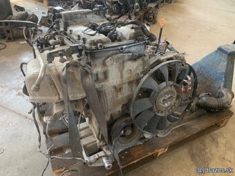 Motor VW Passat 2.3 VR5 125kw 2003 AZX - 5