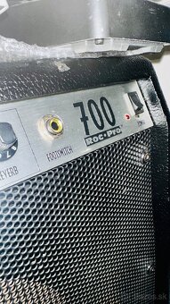 Fender USA, Roc-Pro 700 - 5