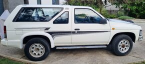 Nissan Terrano 2.7d rok 1990 - klíma, el okna - 5