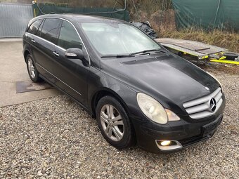 Rozpredam na nahradne diely Mercedes w251 r class 320 cdi - 5