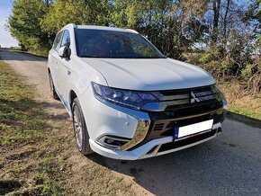 Mitsubishi Outlander PHEV Plus Spirit 4WD A/T - 5