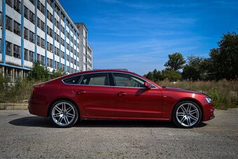 Audi A5 3.0TDI SPORTBACK 150kw/200k - 5