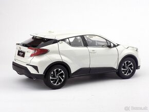 TOYOTA C-HR 1:18 PAUDI - 5