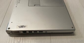 Apple MacBook Pro C2D 15” 2006 - 5