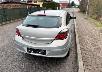 Opel Astra GTC 1,4i pravidel.servis klima benzín manuál - 5