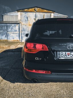 AUDI Q7 3.0TDi - QUATTRO - 5