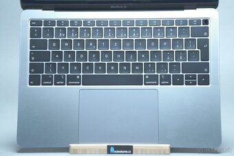 ZÁRUKA/Macbook Air13.3"/I5 1.6GHZ/8GB RAM/128GB SSD/CZ - 5