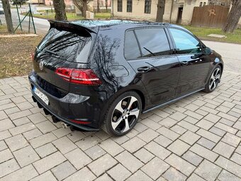 Volkswagen Golf 7 GTI - 5