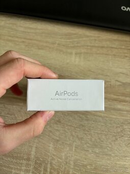 Airpods 4 - 5