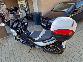 Yamaha T-Max 500 XP 44k (benzín) - 5