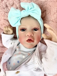 Realistická bábika Evička - 5