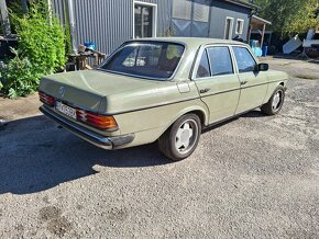 Mercedes w123 2.4d - 5