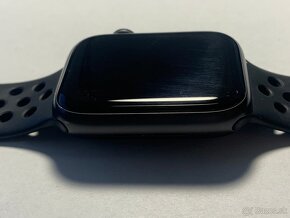 Apple Watch Nike SE 44mm - 5