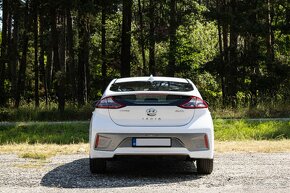 Hyundai Ioniq Electric - 5