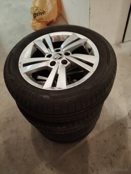 predám Pneumatiky DUNLOP 185/60 R15 s diskami - 5