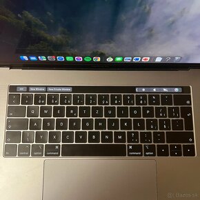 MacBook Pro 2018 15,4” - TouchPad, i7 - 5