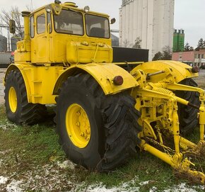 Traktor kirovec, Kirovets K 700 - 5