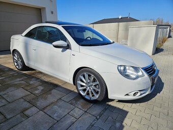 VW EOS 2,0TSi - 211konì, 126tis km,  2010 - 5