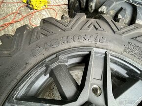 PNEU 14" MAXXIS 29x11 + DISKY na Polaris RZR 1000 - 5