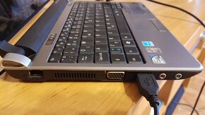 Acer aspire one D250 - 5