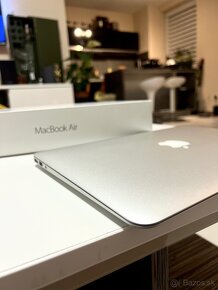 MacBook Air  2017 - 5