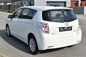 Toyota Verso 2.0 I D-4D 125 Premium - 5
