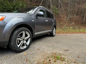 SUV Mitsubishi Outlander 2,2DI-D, 4x4, Manuál, 2008 - 5